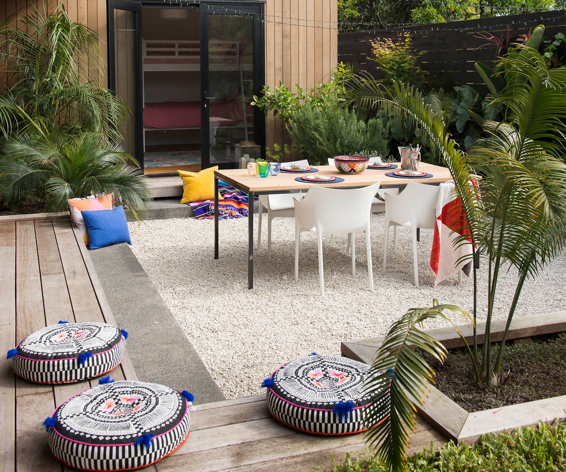 Step inside the coolest compact courtyard garden