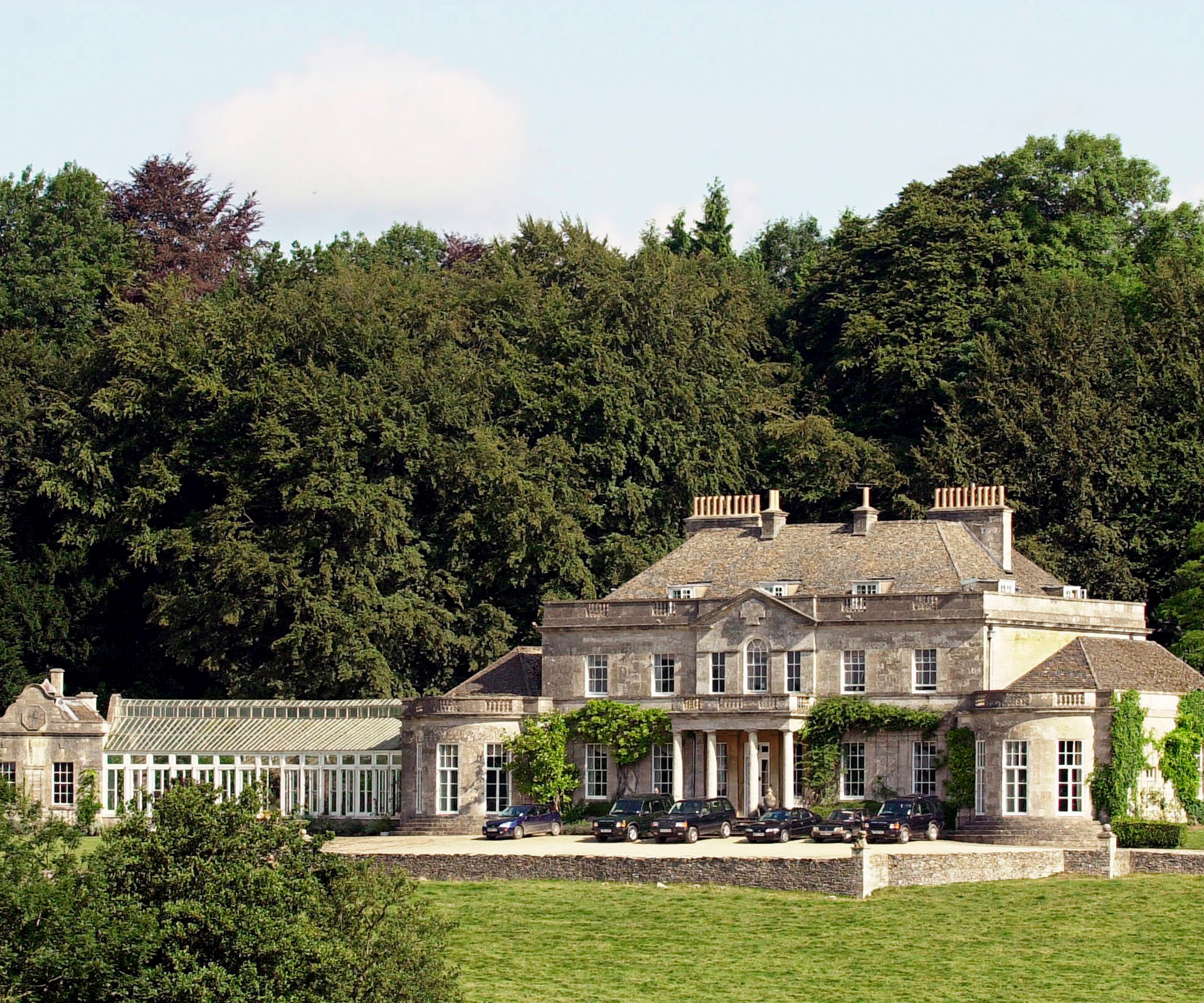 Gatcombe Park, homes owned by the British royal family